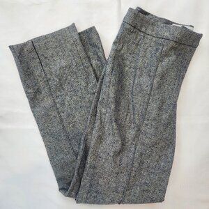 Carolina Herrera Wool and Silk Trousers. Gray Tweed. Straight Leg.  Size 2